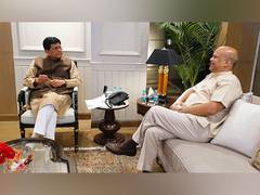 
      
      Sri Lanka High Commissioner meets Piyush Goyal
      
      