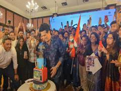
      
      Tendulkar celebrates silver jubilee of 'Desert Storm' knock
      
      