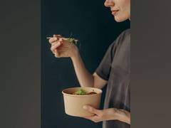 
      
      Diet comprising seafood, eggs, grains, veggies lowers miscarriage
      
      
