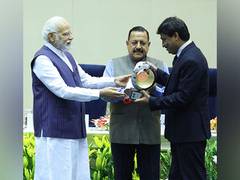 
      
      'Mission Youth' transforms lives of JK youth, bags PM's award
      
      