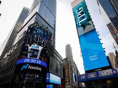 
      
      Nasdaq underperforms on future tech profits concerns
      
      