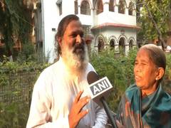 
      
      Man takes 73-year-old mother on nationwide tour on scooter
      
      