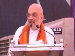 
      
      Amit Shah takes jibe at Congress, calls it 