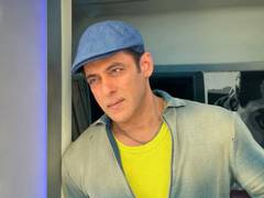 
      
      Filmfare Awards : Salman Khan shares uber-cool picture
      
      