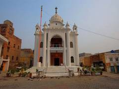 
      
      Gurdwara sealed in Pakistan, Sikhs miffed over justice denied
      
      