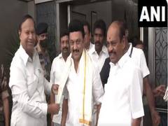 
      
      Tamil Nadu CM Stalin arrives in Delhi; to meet President Murmu
      
      