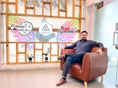 
      
      Hussain Lokhandwala with Bharat Cycles and Topspeed
      
      