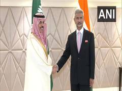
      
      India, Saudi Arabia discuss enhancing bilateral coordination
      
      