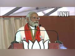 
      
      PM Modi slams Congress; says it protects 