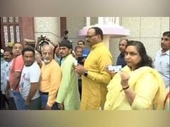 
      
      UP: Deputy CM Brajesh Pathak casts his vote in Lucknow
      
      