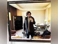 
      
      Arjun Kapoor shares vacation pictures with Boney Kapoor, Malaika 
      
      
