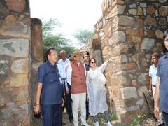 
      
      Delhi LG visits Mehrauli Archeological Park, instructs officials 
      
      