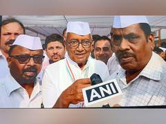 
      
      Kamal Nath does what he says: Digvijaya Singh
      
      