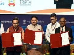 
      
      India Post signs MoU, becomes logistics partner for traders
      
      