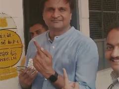 
      
      Karnataka Elections 2023: Javagal Srinath casts vote in Mysuru
      
      