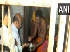 
      
      Karnataka: CM Bommai offers prayer at temple in Belagavi
      
      