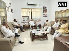 
      
      Karnataka elections: CM Bommai holds meeting with Yediyurappa
      
      