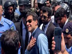
      
      PTI workers to continue peaceful protest until Khan is 