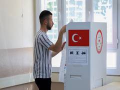 
      
      Polling stations closed after Turkey presidential election
      
      
