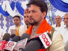 
      
      Anurag Thakur urges wrestlers to end protest
      
      