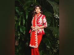 
      
      International Day of Families: Shilpa Shetty shares fam-jam pic
      
      
