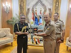 
      
      India, Egypt discuss ways to strengthen defence cooperation
      
      