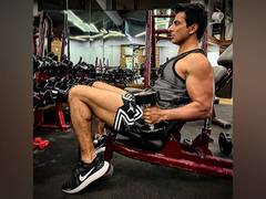 
      
      Sonu Sood flaunts his toned body in new workout video, check out
      
      