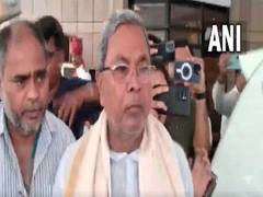 
      
      Siddaramaiah reaches Sonia Gandhi residence to meet Rahul
      
      