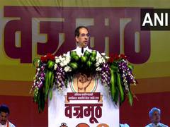 
      
      Mumbai: Uddhav Thackeray arrives at Sena Bhawan
      
      