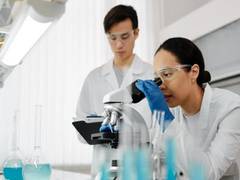 
      
      High blood sugar linked to faster loss of brain power 
      
      