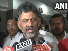 
      
      Siddaramaiah, DK Shivakumar reach Delhi ahead of oath ceremony
      
      