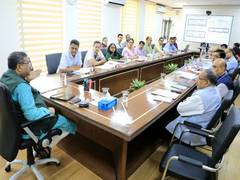 
      
      Union Education Minister Pradhan reviews progress of Central fun
      
      
