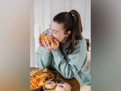 
      
      Uncontrolled hunger in teenagers with obesity have consequences
      
      