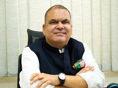 
      
      'Rs 2000 note withdrawal decision disruption of economic system'
      
      