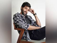 
      
      Akshay Oberoi honured by his alma mater
      
      