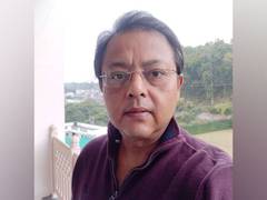 
      
      Celebs mourns demise of Nitesh Pandey
      
      