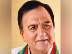 
      
      Priya Dutt remembers father Sunil Dutt on death anniversary
      
      