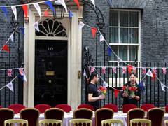 
      
      London: Car crashes into Downing street gates, man arrested
      
      