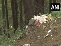 
      
      Plastic garbage becoming 