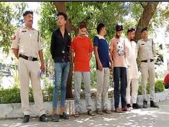 
      
      5 held for distributing pamphlets reportedly against RSS, BD
      
      