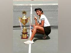 
      
      Trying to give back to tennis: Sravya Shivani
      
      