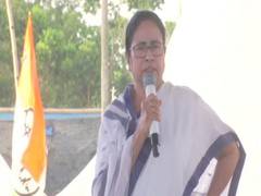 
      
      WB: Mamata blames BJP for attack on minister's vehicle
      
      