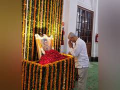 
      
      Jaishankar pays tribute to Veer Savarkar on his birth anniversary
      
      