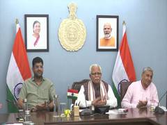 
      
      Haryana CM deposits Rs 181 crore in bank accounts of farmers
      
      