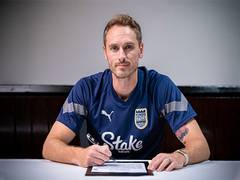 
      
      Griffiths signs one year contract extension with Mumbai City FC
      
      