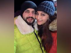 
      
      Sonakshi's rumoured boyfriend Zaheer shares sweet birthday wish
      
      