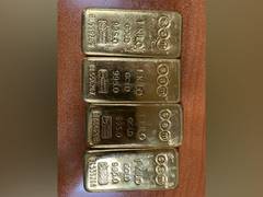 
      
      Mumbai: DRI seizes 10 kg smuggled gold worth Rs 6.2 crores
      
      