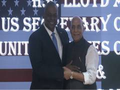 
      
      Rajnath Singh holds talks with US Defence Secy
      
      