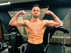 
      
      Taylor is looking to finish Teofimo Lopez early
      
      