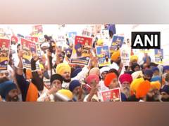 
      
      Pro-Khalistan slogans raised at Golden Temple
      
      